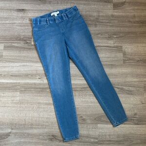 Amazon Essentials denim pull on pants